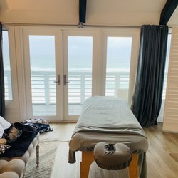 ANARA Wellness Studio - Www.AnaraEmeraldCoast.com