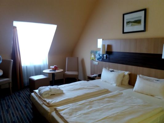 Kurpark-Hotel by null