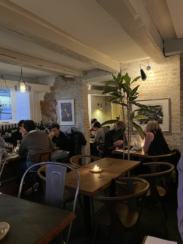 Garden Restaurant & Bar