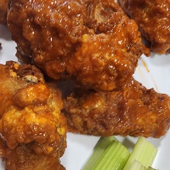 The Road Grill-N-Pizza - HOT WINGS-STUPID DELISH - Pizza Near Me - Stevenson Ranch, California