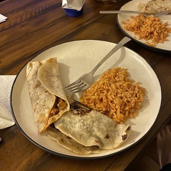 Tacotote - We ate at home. Didn't even plate the refried beans because they were awful. - Mexican Near Me - El Paso, Texas Tacotote - We ate at home. Didn't even plate the refried beans because they were awful. - Mexican Near Me - El Paso, Texas