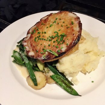Cheshire Cat Pub - Seafood pub pie! - Pubs Near Me - Ottawa, Ontario