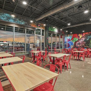 Dave's Hot Chicken - Dave's Hot Chicken - Interior Picture - Chicken Shop Near Me - Menomonee Falls, Wisconsin