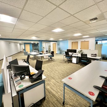 extraSlice - Office Space Simplified - Floating and Fixed desks available for MTM or longer terms. - Shared Office Spaces Near Me - Bellevue, Washington