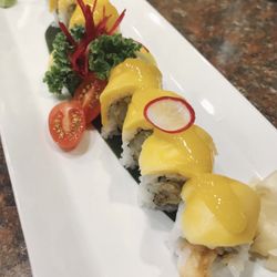 Sushi WAVE - Mango paradise