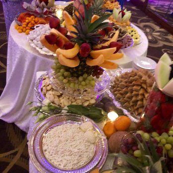 Hilton Memphis - Fruit buffet - Hotels Near Me - Memphis, Tennessee