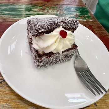 BurtoNZ bakery - Chocolate Lamington pastry - Bakeries Near Me - Windsor, California BurtoNZ bakery - Chocolate Lamington pastry - Bakeries Near Me - Windsor, California