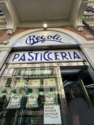 Regoli Pasticceria by null
