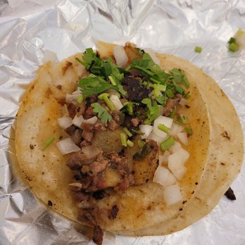 Picante Mexican Grill - Beef taco - Mexican Near Me - Painesville, Ohio