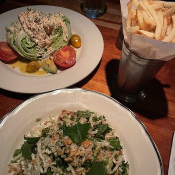 The Honor Bar - Emerald Kale & Rotisserie Chicken - American Near Me - Dallas, Texas