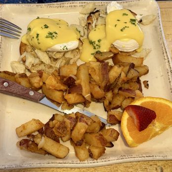 Egg - Chesapeake eggs Benedict - Breakfast & Brunch Near Me - Rehoboth Beach, Delaware