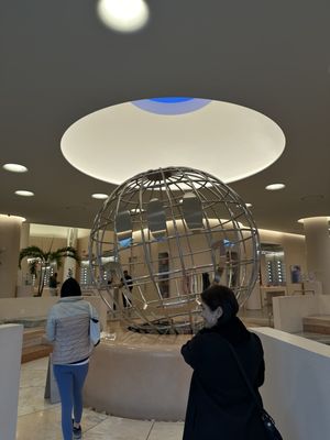 Glossier LA by null
