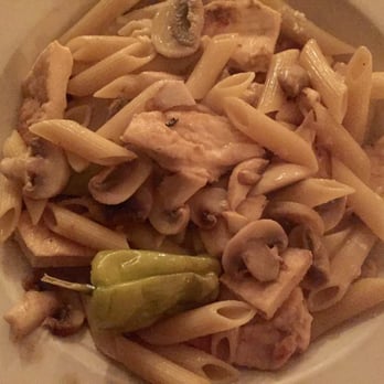 Antonio's Trattoria - Chicken breast, fettuccini, banana peppers - Italian Near Me - Bronx, New York Antonio's Trattoria - Chicken breast, fettuccini, banana peppers - Italian Near Me - Bronx, New York