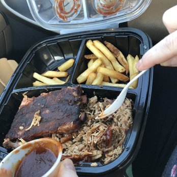 Double S Smokehouse - Smokehouse Sampler - Southern Near Me - Warwick, New York Double S Smokehouse - Smokehouse Sampler - Southern Near Me - Warwick, New York