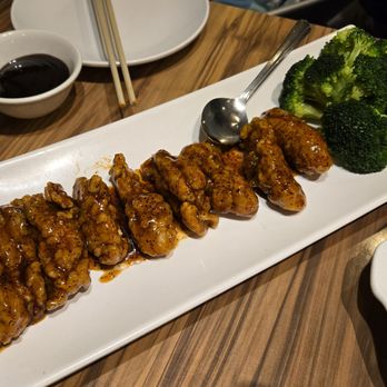 Trithis Restaurant - Honey black pepper Oyster. Nicely done with perfect balance of sweetness and spiciness. - Chinese Near Me - Mississauga, Ontario