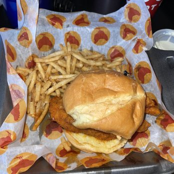 Joella's Hot Chicken - Indianapolis - Classic Chicken Sandwich & Crispy-Thin Fries. - Southern Near Me - Indianapolis, Indiana
