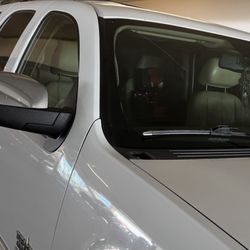 Roper's Wrecker Service - Windshield cracked