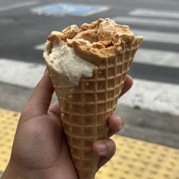 Pumpkin Cheesecake and Maple Scone ice cream Pumpkin Cheesecake and Maple Scone ice cream