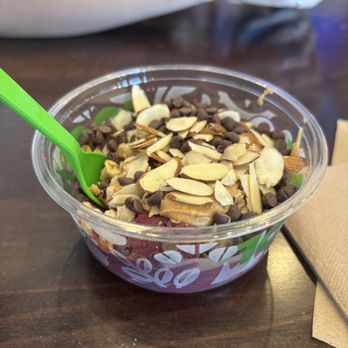 Vitality Bowls - Small acai bowl. - Juice Bars & Smoothies Near Me - Modesto, California
