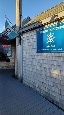 Winston’s Kitchen by null