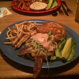 Pretzel Burger