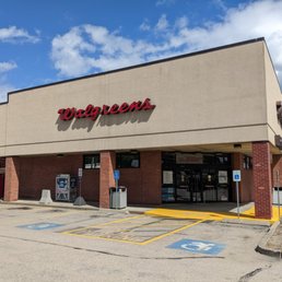 Exterior photo of Walgreens - Middletown, Rhode Island Exterior photo of Walgreens - Middletown, Rhode Island