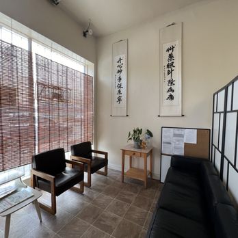 Sunrise Acupuncture Clinic - Reception area - Acupuncture Near Me - San Francisco, California Sunrise Acupuncture Clinic - Reception area - Acupuncture Near Me - San Francisco, California