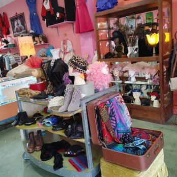 The Urban Eccentric - Used, Vintage & Consignment Near Me - Vancouver, Washington