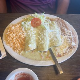 Shrimp Poblano Enchiladas so yum Shrimp Poblano Enchiladas so yum