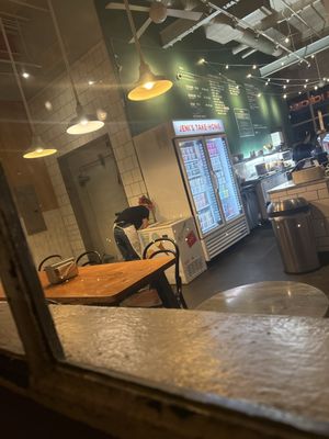 Jeni's Splendid Ice Creams by null