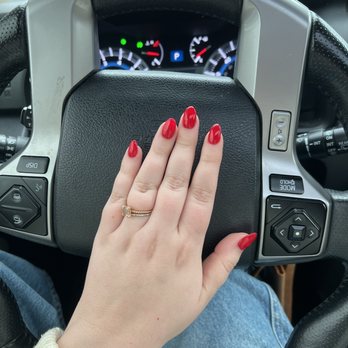 Beverly Nails Salon - Nail Salons Near Me - Georgetown, Texas