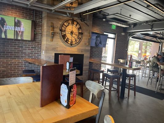 Tahoe Cocktail Corner by null