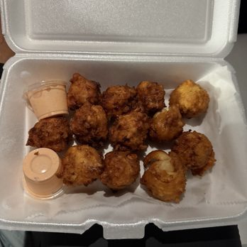 Kings Miami Conch - Conch fritters - Food Trucks Near Me - Miami, Florida