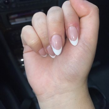 Studio Nail Bar - My middle finger French tip is lopsided and has bubbles in it - Nail Salons Near Me - Burbank, California Studio Nail Bar - My middle finger French tip is lopsided and has bubbles in it - Nail Salons Near Me - Burbank, California