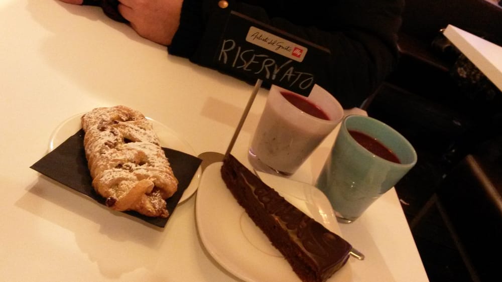 PASTICCERIA GARANI Updated June 2024 18 Photos Via Galliera 240