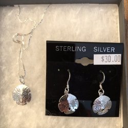 Naturegifts - Sand dollar necklace and earrings (made from a mold of a real sand dollar) - $64 for the set
