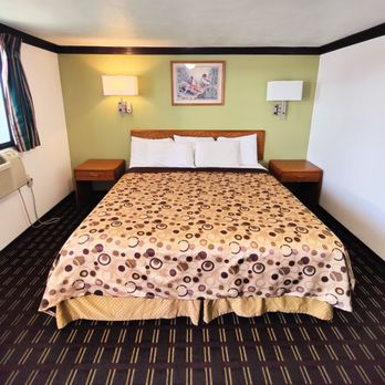 Desert Inn - Hotels Near Me - Van Horn, Texas Desert Inn - Hotels Near Me - Van Horn, Texas