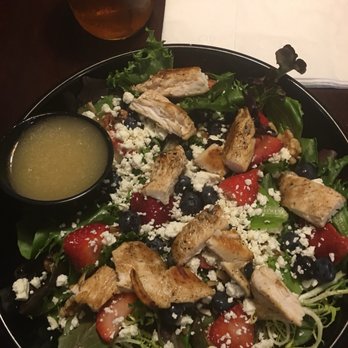 Taylor Deli - Berry salad with chicken - Delis Near Me - Taylor, Pennsylvania Taylor Deli - Berry salad with chicken - Delis Near Me - Taylor, Pennsylvania