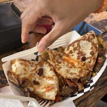 Munch N Brunch Waikiki - Tacos Near Me - Honolulu, Hawaii Munch N Brunch Waikiki - Tacos Near Me - Honolulu, Hawaii