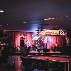 Brickette Lounge