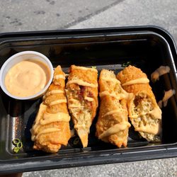 In a Minute Cafe - Crab Cake Egg Rolls