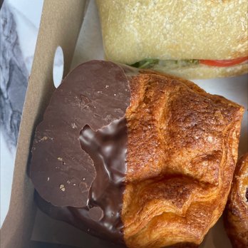 Bonrue Bakery - Chocolate Kouign Amann - Bakeries Near Me - St George, Utah Bonrue Bakery - Chocolate Kouign Amann - Bakeries Near Me - St George, Utah