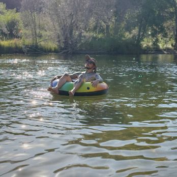 Headquarters Campground - River temp was perfect in late June. Mellow water current - Campgrounds Near Me - Kernville, California