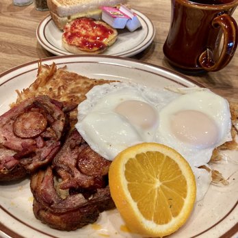 Totem Family Dining - Baconator with hash browns and basted eggs! - Breakfast & Brunch Near Me - Everett, Washington