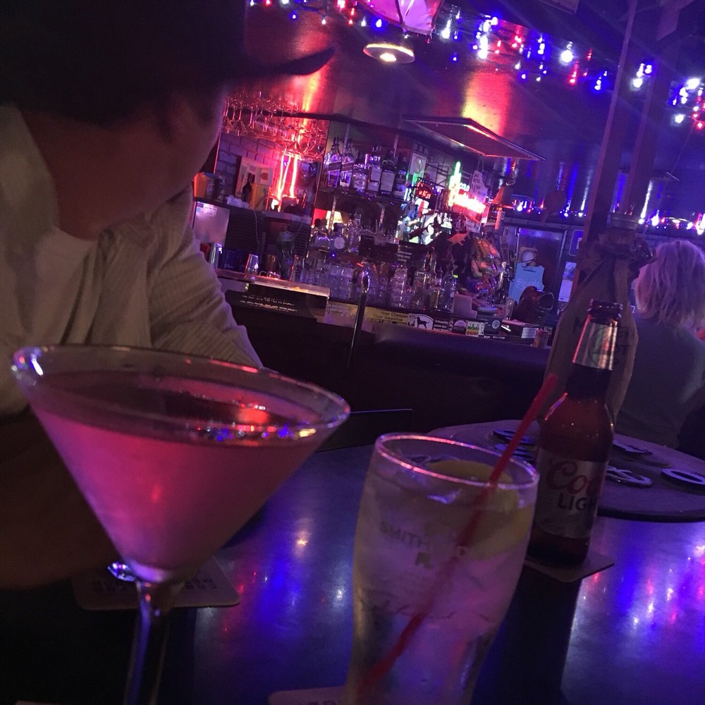Swizzle Inn - Dive Bars Near Me - Phoenix, Arizona Swizzle Inn - Dive Bars Near Me - Phoenix, Arizona
