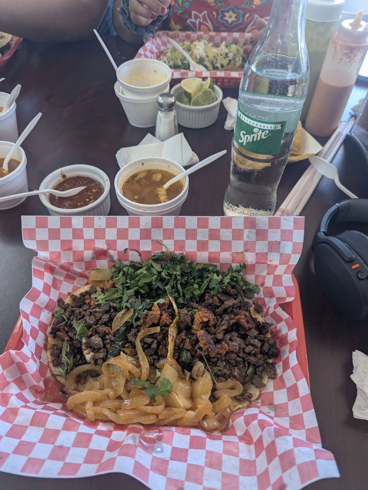 Food from La Curva Taqueria