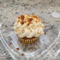 Morton Pumpkin Fest - 2026 sweet shop cupcake from Tipsys