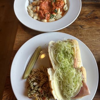 Chianti Italian Restaurant - Italian Near Me - Richmond, Virginia Chianti Italian Restaurant - Italian Near Me - Richmond, Virginia