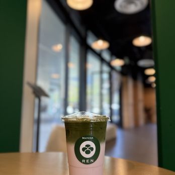 Mochi Ya Ren - The Strawberry Matcha - Ice Cream & Frozen Yogurt Near Me - Los Angeles, California