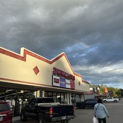 Duncan's - Front of the store.